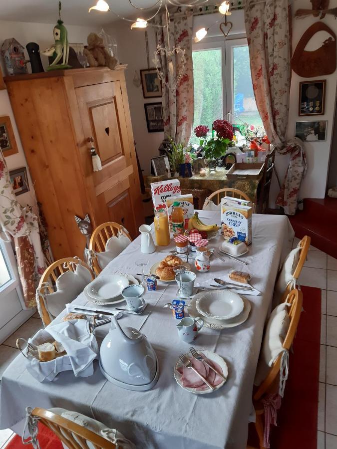 Les Alouettes B&B Hardecourt-aux-Bois エクステリア 写真